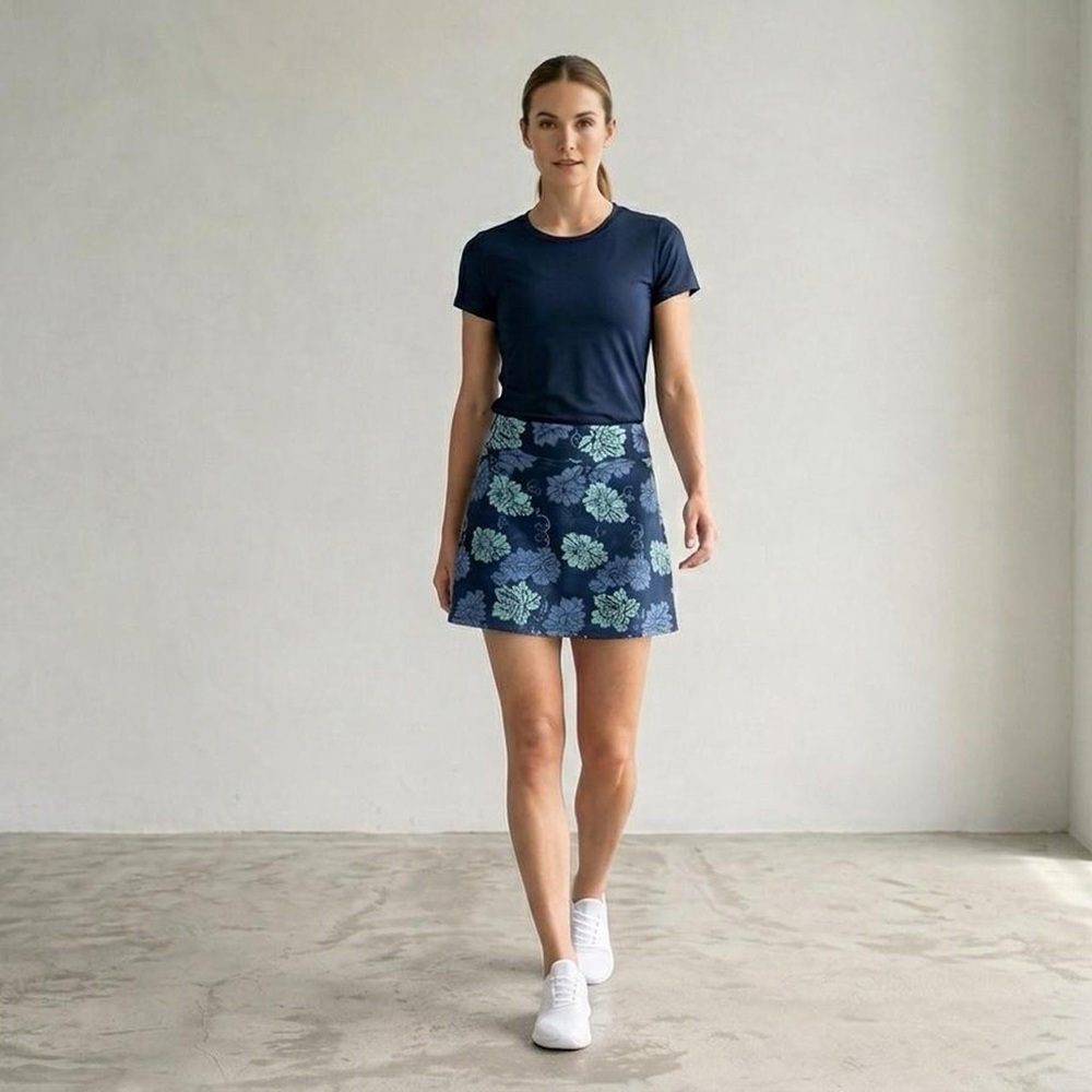Tranquility Floral Skort Athleisure Golf Tennis Moisture Wicking Navy Blue Small